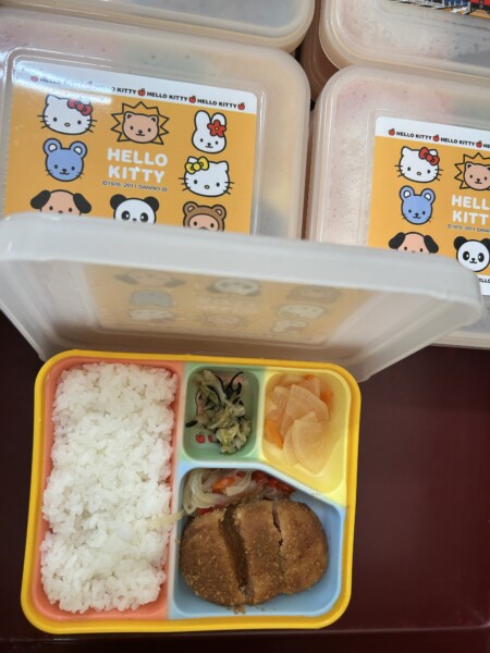 ☘　給食　☘